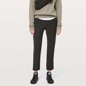 Lululemon On The Fly Pant Woven 27"